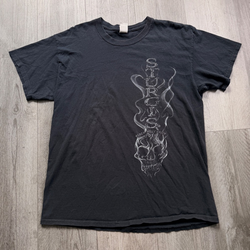 Sturgis 2019 Black Hills Rally T-Shirt L Black Skull Flames Graphic Gildan